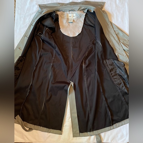 Louise Paris Women’s Fashion Jacket. - Picture 4 of 6